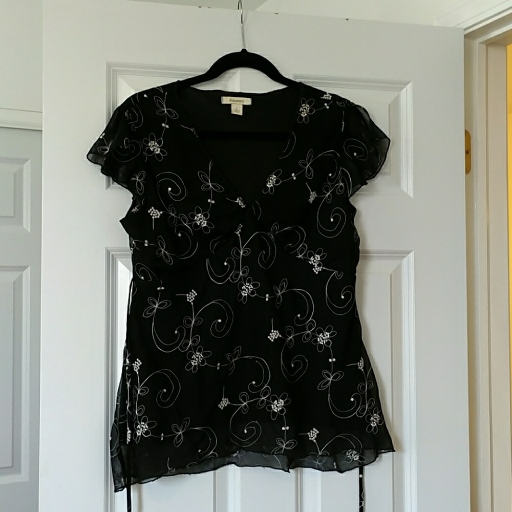 Black and white swirl top, lined, Lrg